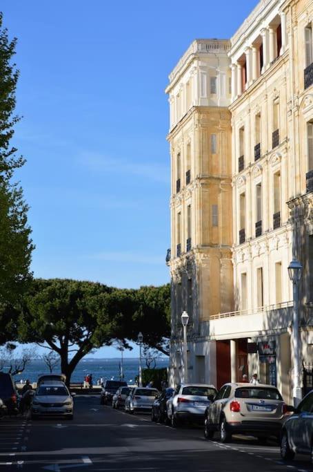 Grand Hotel - Magnifique Appartement Bord De Plage Centrale Arcachon Ngoại thất bức ảnh