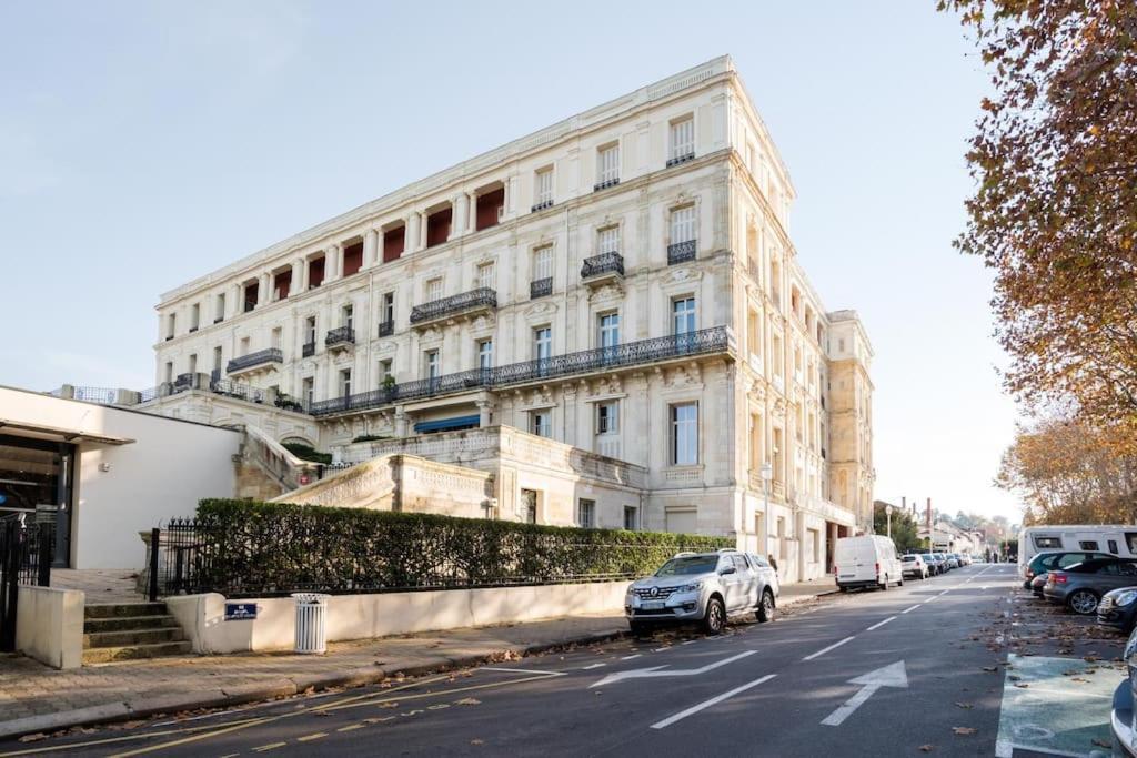 Grand Hotel - Magnifique Appartement Bord De Plage Centrale Arcachon Ngoại thất bức ảnh